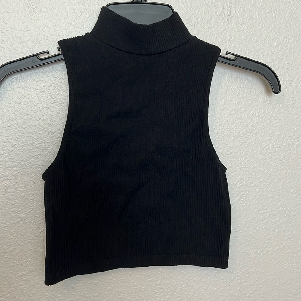 Zara Ribbed Cropped Mockneck Sweater Size XS/Small